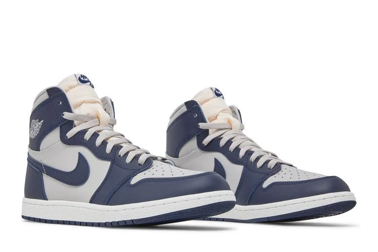 Krossovki-Air-Jordan-1-Retro-High-85-OG-Georgetown-7