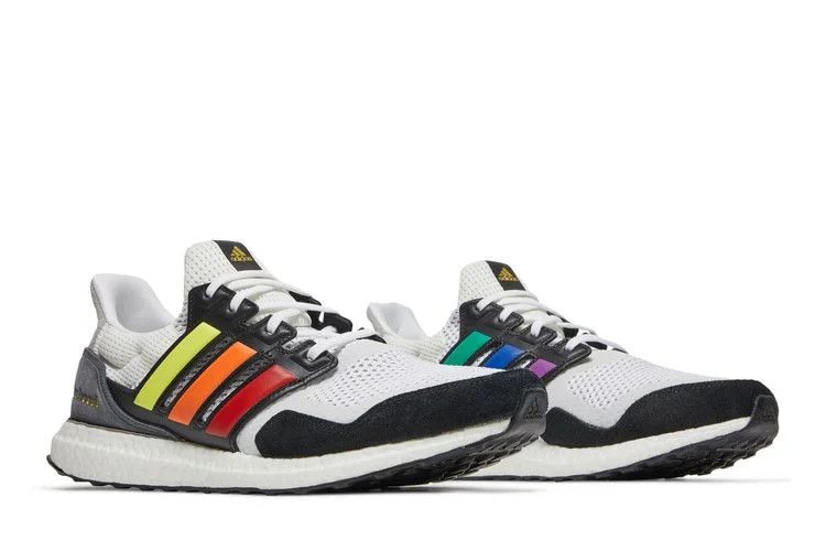 Krossovki-adidas-UltraBoost-SL-Pride-7