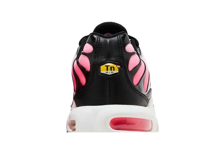 Krossovki-Nike-Wmns-Air-Max-Plus-Black-Hot-Punch-6
