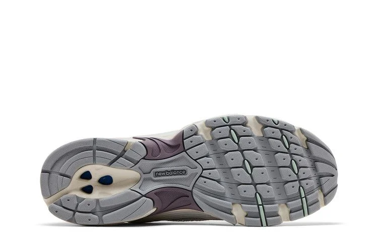 Krossovki-New-Balance-530-Sea-Salt-Ice-Wine-3
