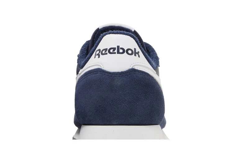 Кроссовки Reebok Classic Leather 'Vector Navy'