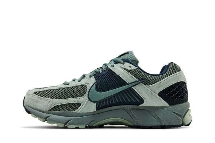 Кроссовки Nike Air Zoom Vomero 5 'Seafoam Clay Green'