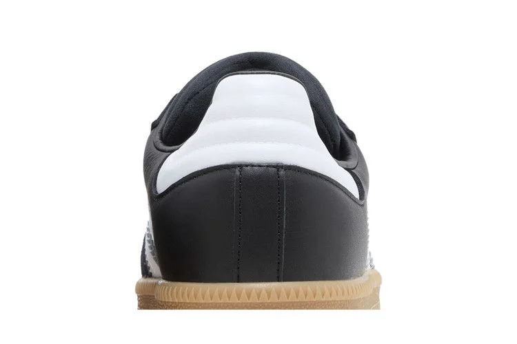 Krossovki-adidas-Samba-XLG-Black-White-Gum-6