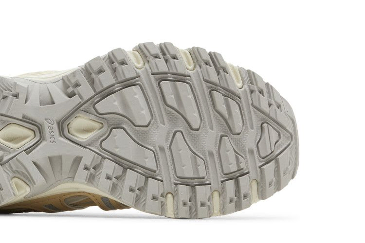 wmns-gel-sonoma-15-50-oatmeal-marzipan-1202a414-250_04