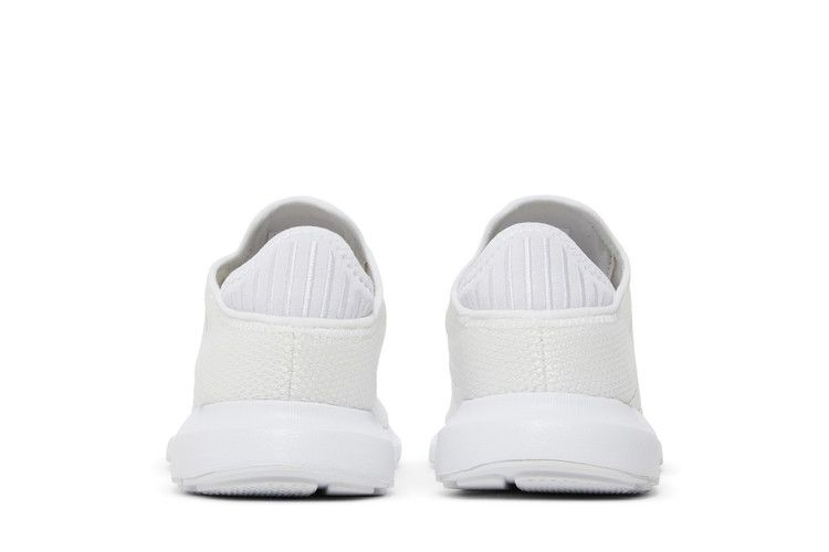 swift-run-x-j-triple-white-fy2149_05