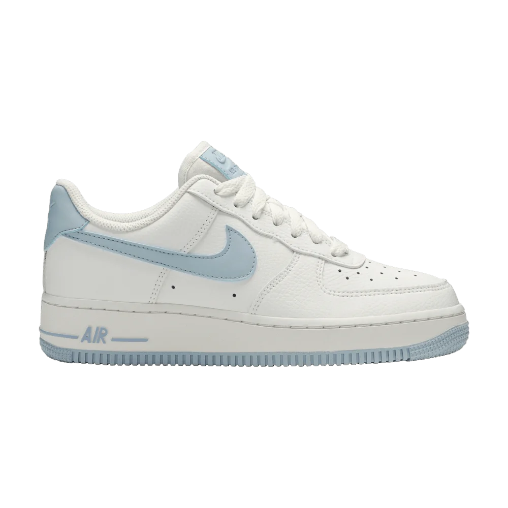 Кроссовки Nike Wmns Air Force 1 Low '07 Patent 'Light Armory Blue'