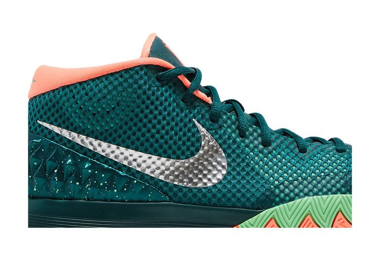 kyrie-1_01