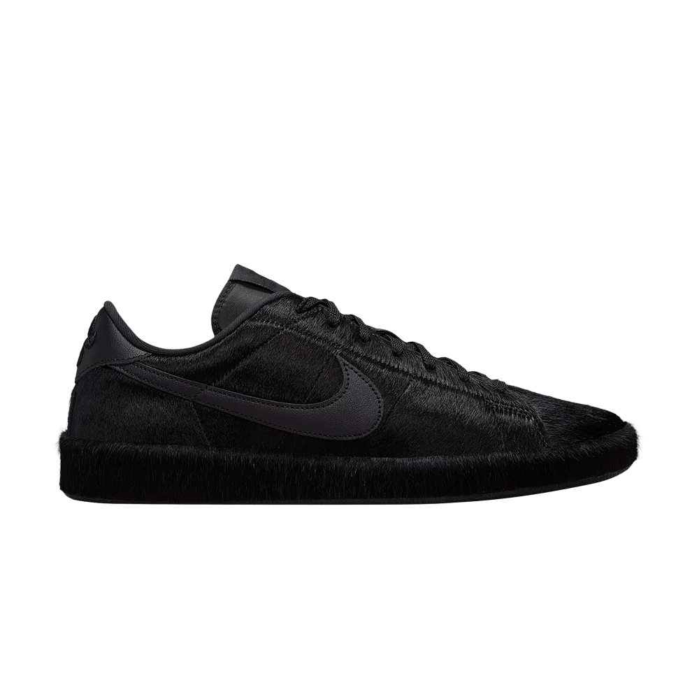 Krossovki-Nike-Tennis-Classic-Chew-Dog-Black