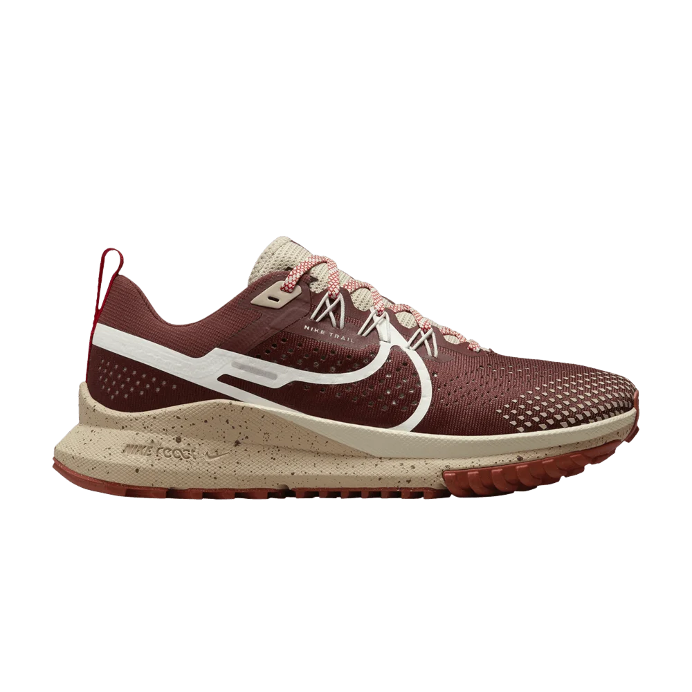 Krossovki-Nike-Wmns-React-Pegasus-Trail-4-Dark-Pony-Picante-Red