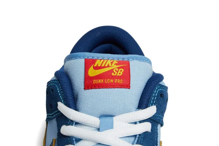 Krossovki-Why-So-Sad-x-Nike-Dunk-Low-SB-The-Predatory-Bird-8