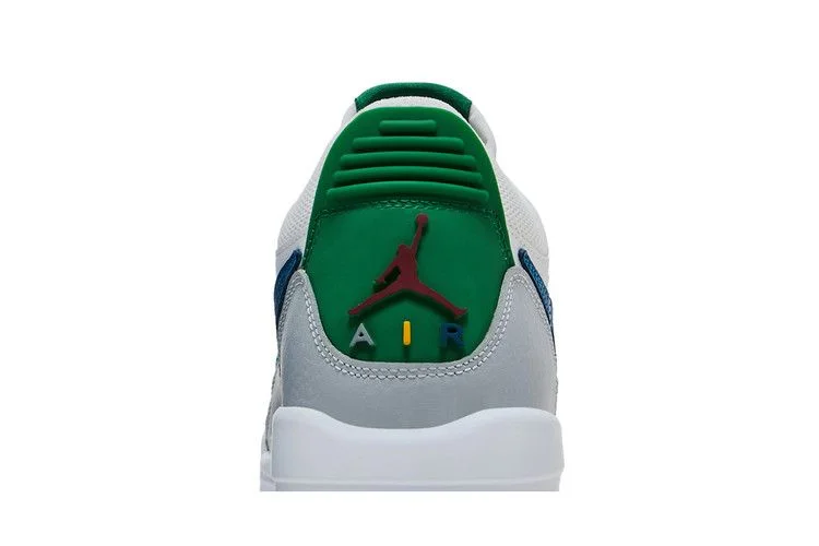 Krossovki-Air-Jordan-Legacy-312-Low-GS-White-Pine-Industrial-Blue-6