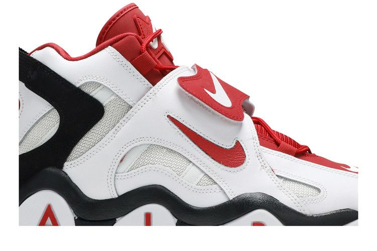 Кроссовки Nike Air Barrage Mid 'University Red'