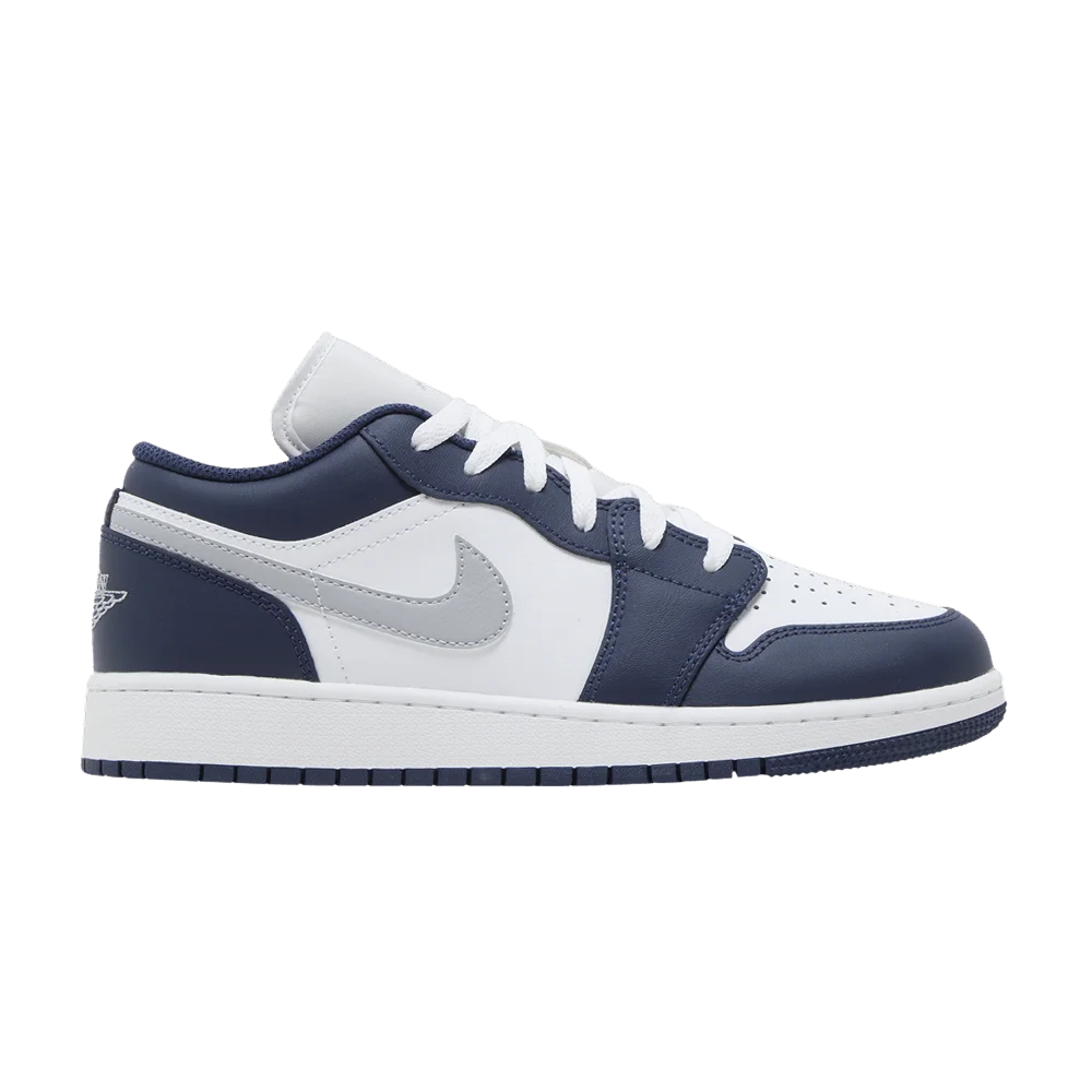 Krossovki-Air-Jordan-1-Low-GS-Midnight-Navy-Wolf-Grey