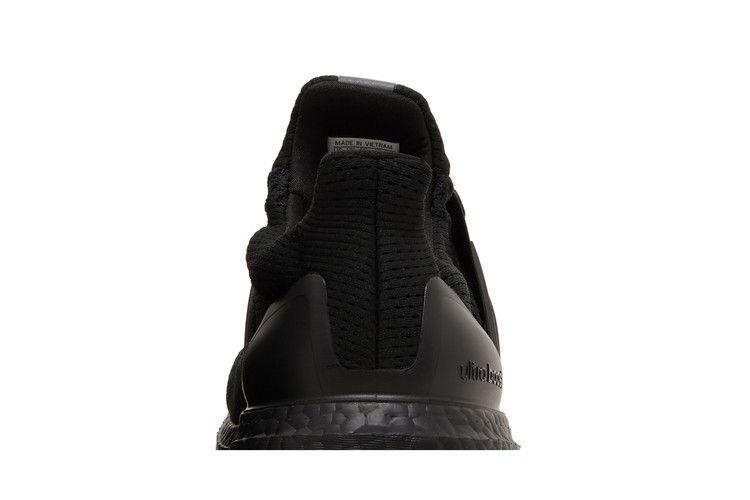 Кроссовки adidas UltraBoost 1.0 DNA 'Triple Black'