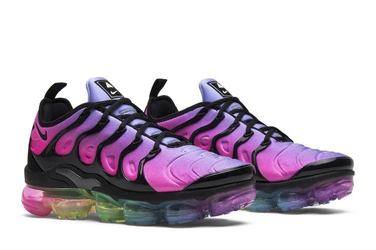 Krossovki-Nike-Air-VaporMax-Plus-Be-True-7