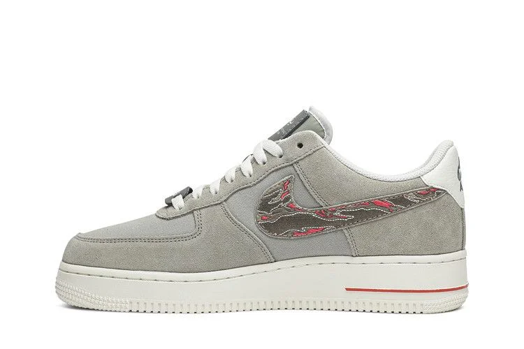 Кроссовки SBTG x Nike Staple Air Force 1 Low 'Pigeon Fury'
