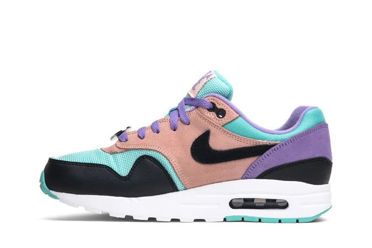 Krossovki-Air-Max-1-GS-Have-A-Nike-Day-2