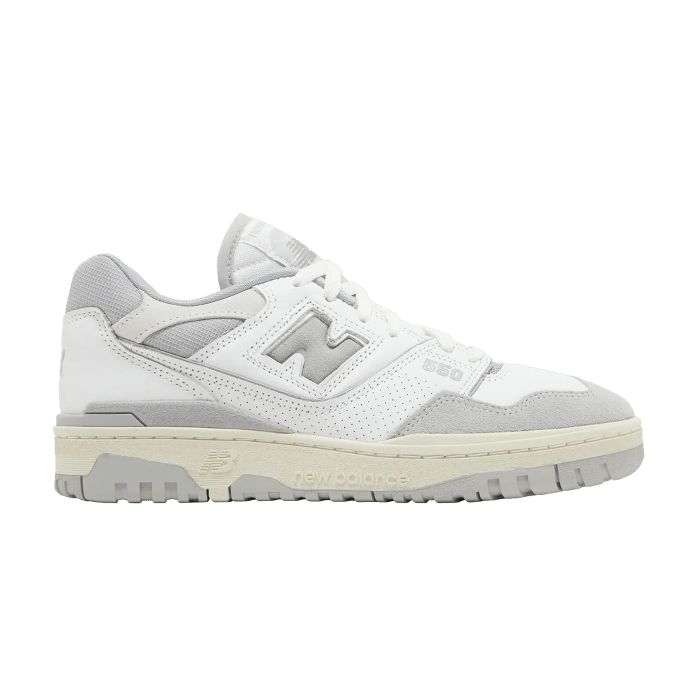 Krossovki-New-Balance-550-White-Raincloud-Reflection