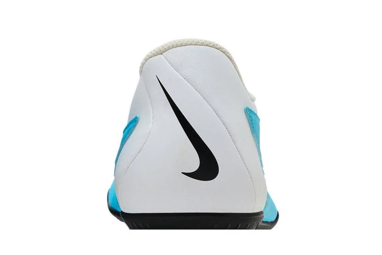 Кроссовки Nike Phantom GX Club MG 'Blast Pack'