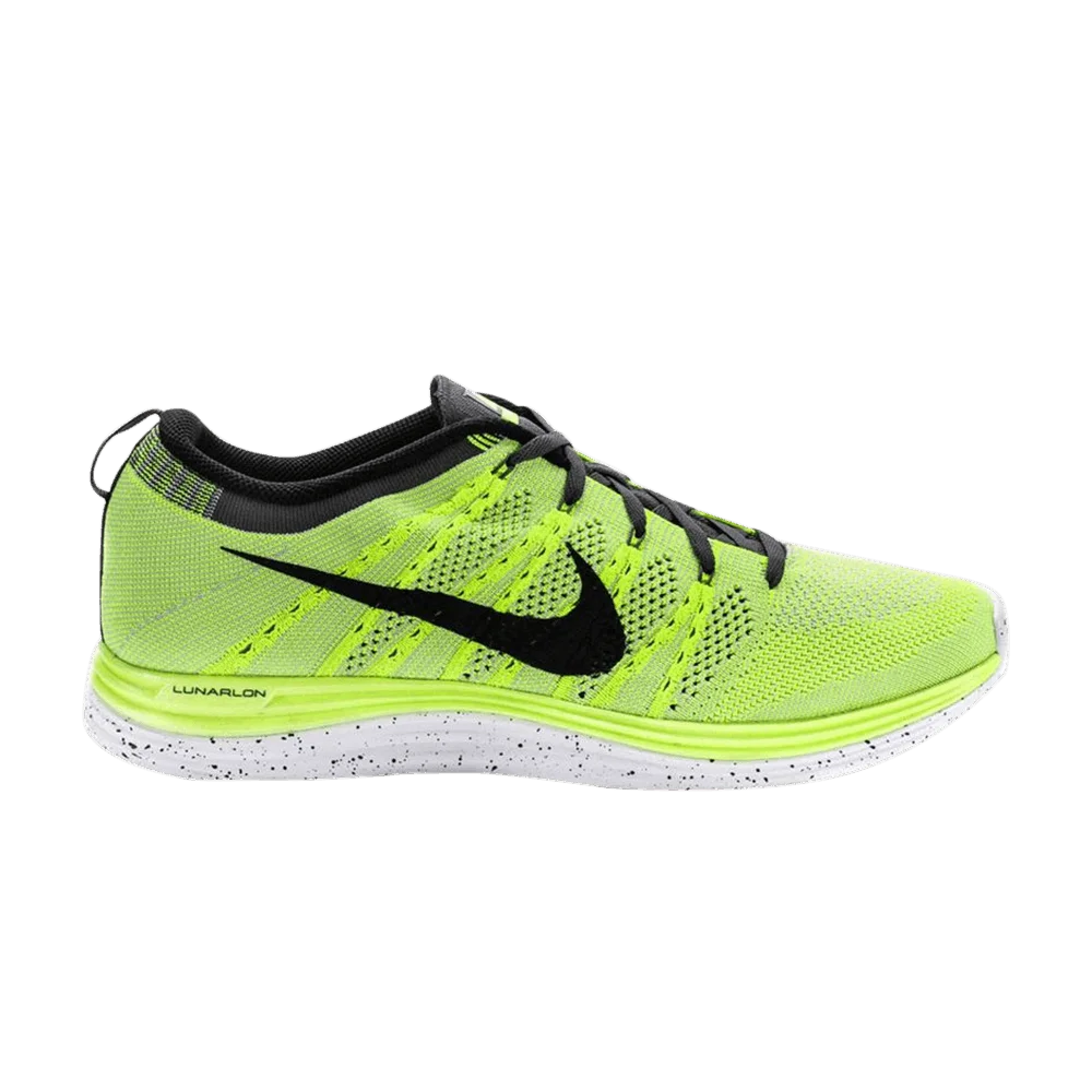Krossovki-Nike-Flyknit-Lunar1-Volt