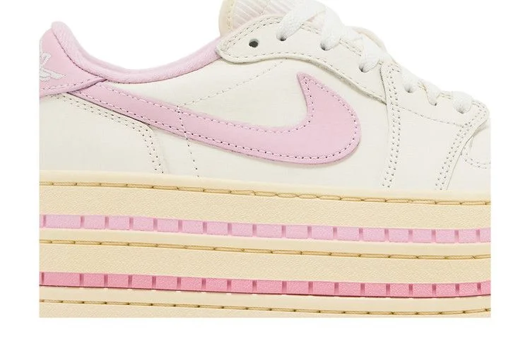 Krossovki-Wmns-Air-Jordan-1-Triple-Stack-Pale-Ivory-1