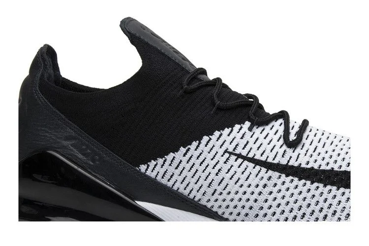 Кроссовки Nike Air Max 270 Flyknit 'White Black'