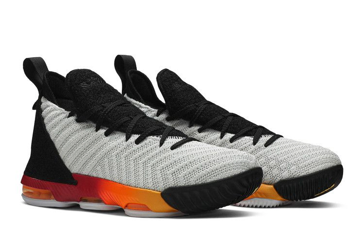 lebron-16-gs-space-travel-aq2465-188_07