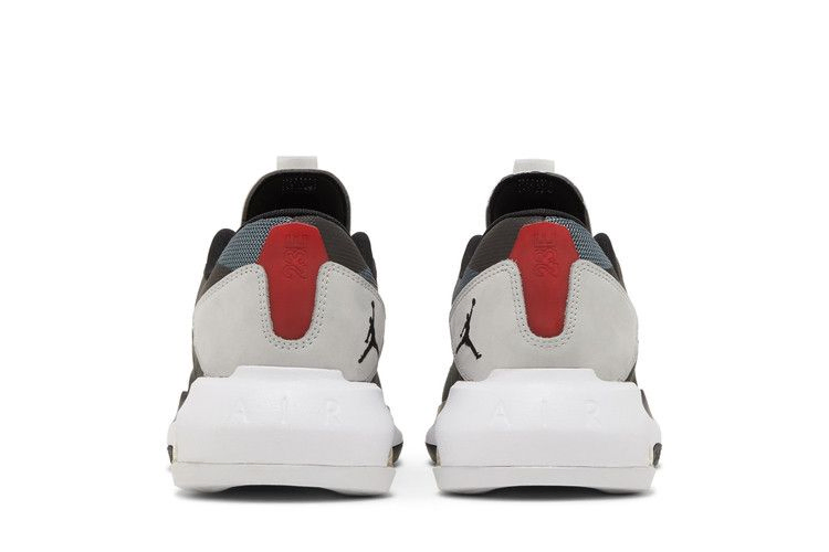 jordan-air-200e-black-university-red-dc9836-060_05