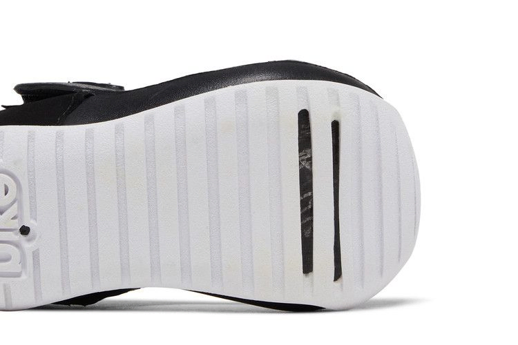 sunray-protect-3-td-black-white-dh9465-001_04