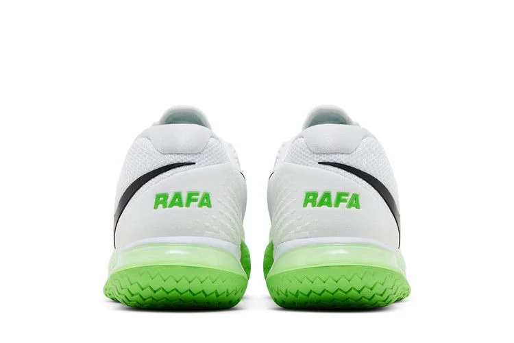 Krossovki-NikeCourt-Zoom-Vapor-Cage-4-Rafa-White-Action-Green-5