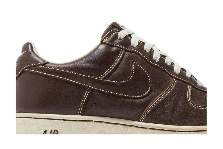 Krossovki-HTM-x-Nike-Air-Force-1-Low-Paul-Brown-1
