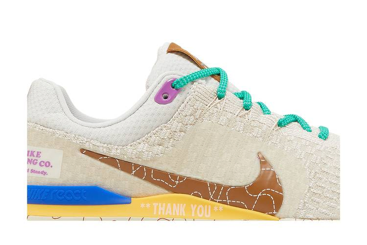 react-infinity-run-flyknit-3-premium-moving-company-dz3025-001_01
