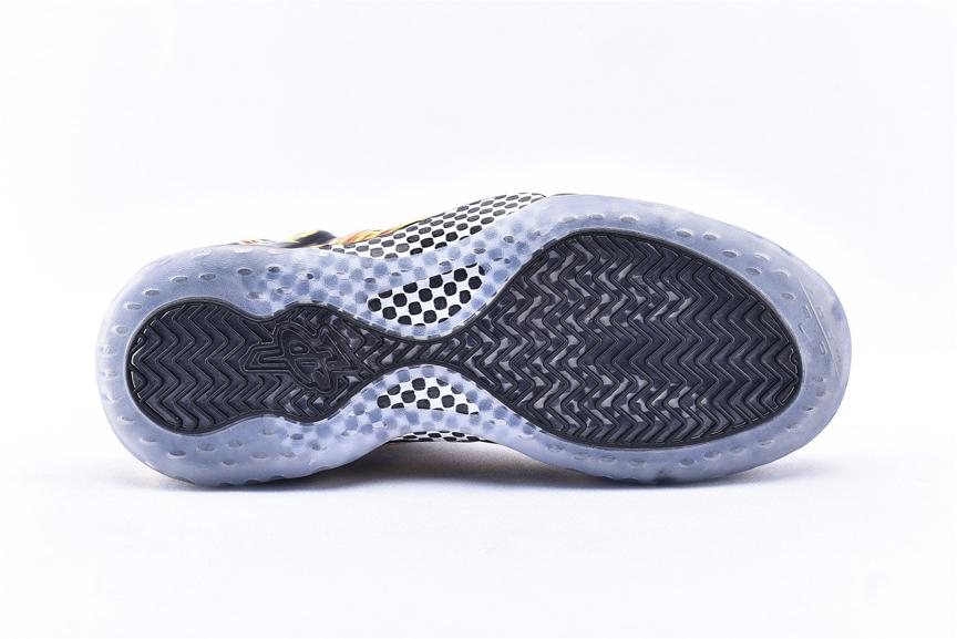 Supreme-x-Air-Foamposite-One-SP-Black-8