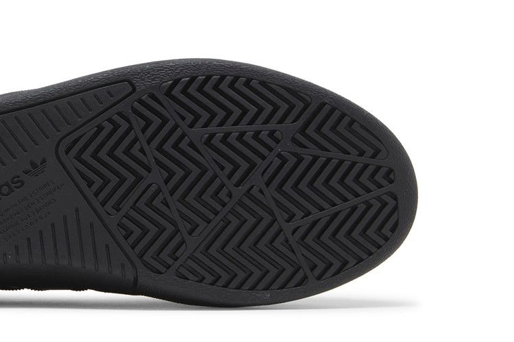 Кроссовки adidas Tyshawn Low 'Black Gold Metallic'
