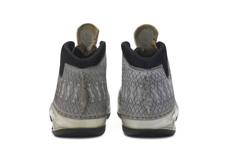 Krossovki-Air-Jordan-23-OG-White-Stealth-5