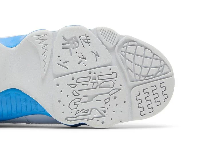 Krossovki-Air-Jordan-9-Retro-GS-Powder-Blue-2010-4