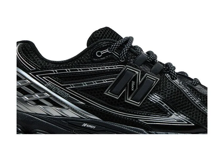 Кроссовки New Balance 1906R 'Black Silver'