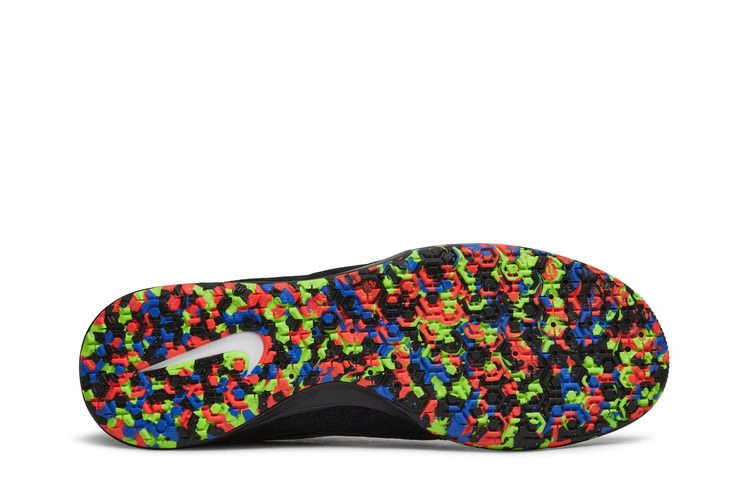 Кроссовки Nike Premier 2 Sala IC 'Black Multi Camo'