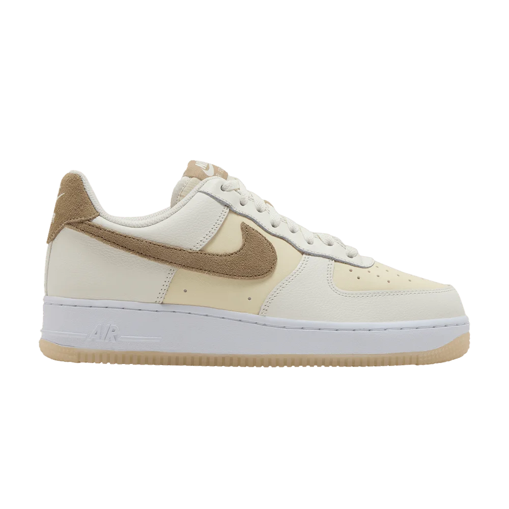 Krossovki-Nike-Air-Force-1-07-LV8-Coconut-Milk-Khaki