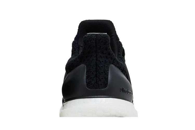 Кроссовки adidas UltraBoost 5.0 DNA J 'Black White'