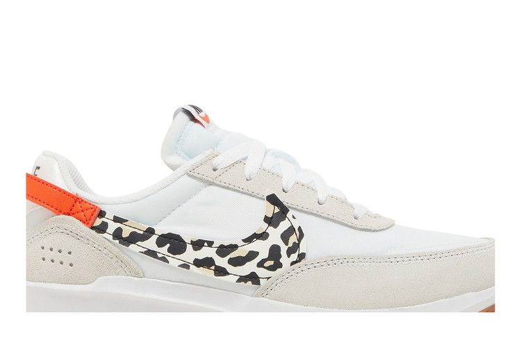 wmns-waffle-debut-white-leopard-dz5201-100_01