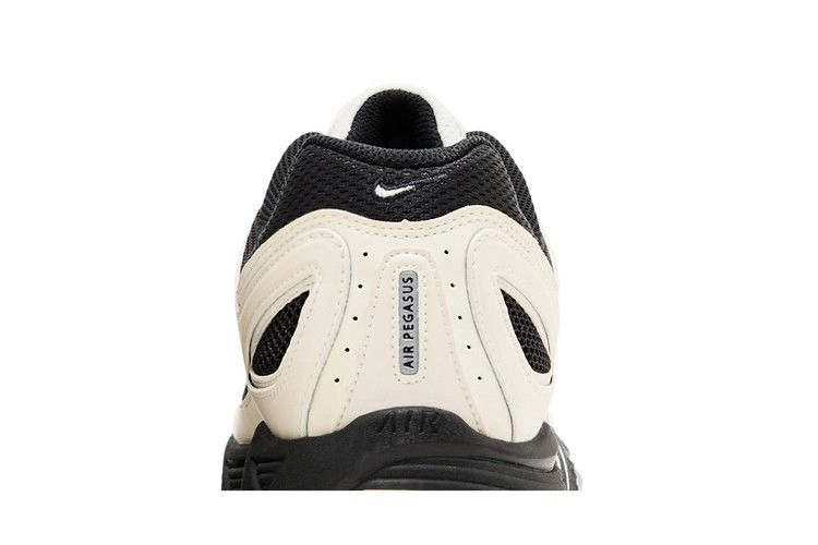 air-pegasus-2k5-pale-ivory-black-hq5403-102_06