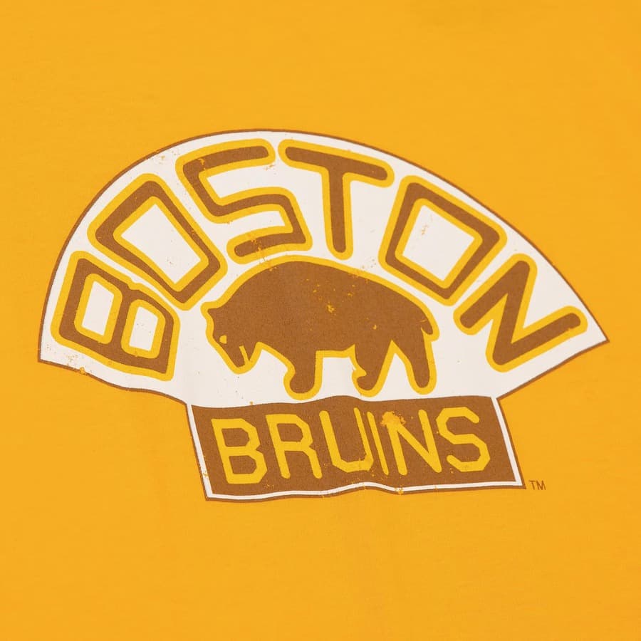 Футболка Mitchell & Ness Gold Boston Bruins Distressed Logo T-Shirt