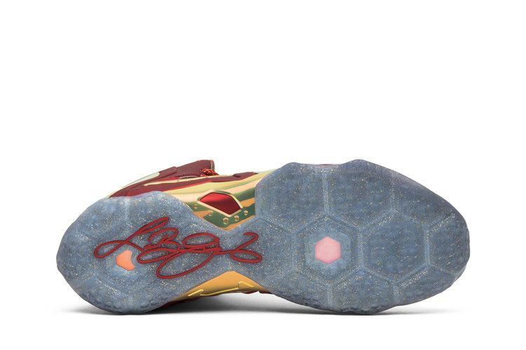 Кроссовки Nike LeBron 11 Elite SE 'Championship'