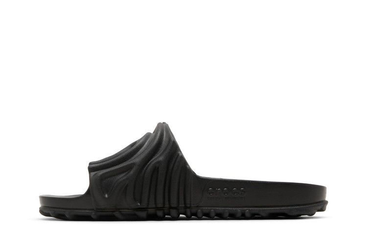 salehe-bembury-x-pollex-slide-sasquatch-208685-blk_02