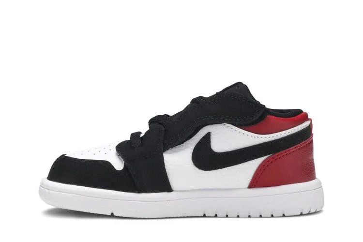 Krossovki-Air-Jordan-1-Low-ALT-TD-Black-Toe-2