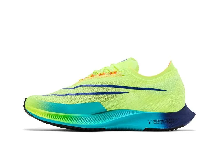 Кроссовки Nike ZoomX Streakfly 'Fast Pack'