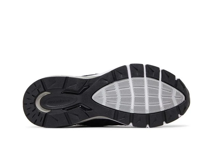 Krossovki-New-Balance-Wmns-990v5-Made-in-USA-Navy-Silver-3