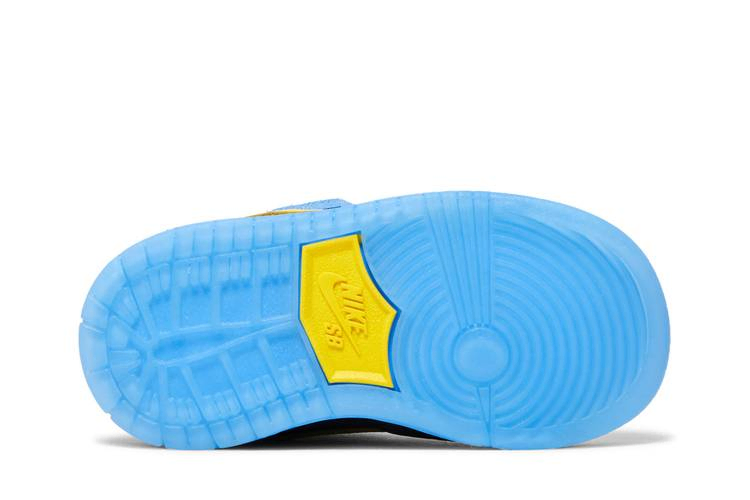 the-powerpuff-girls-x-dunk-low-pro-sb-qs-td-bubbles-fz8830-400_03
