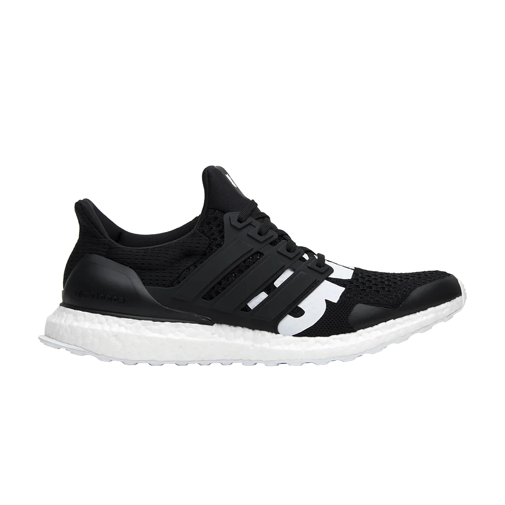 Krossovki-Undefeated-x-adidas-UltraBoost-4.0-Black